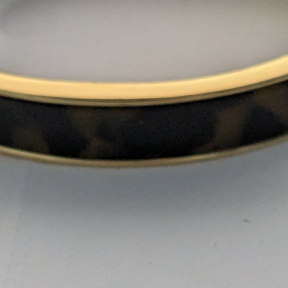 J. Crew Faux Tortoise Shell Gold Tone Oval Bangle Bracelet - Picture 4 of 4
